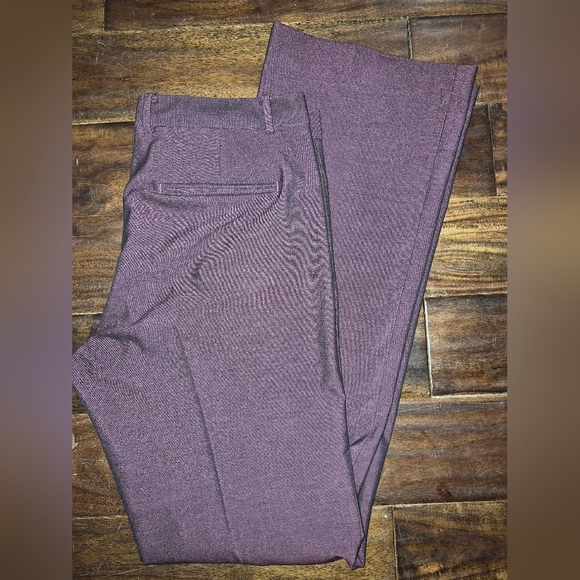 GAP Women's Straight Leg Pants in Deep Purple - Picture 4 of 5